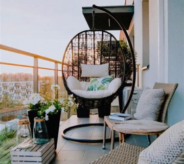 What is Balcony Decor?